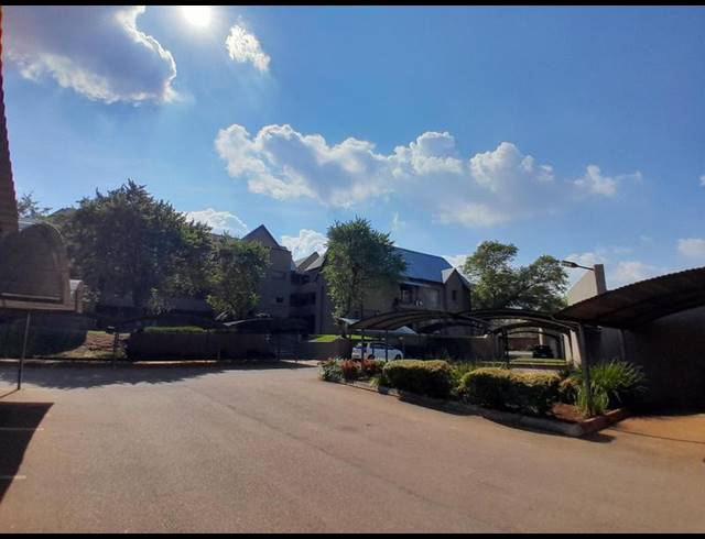 2 BEDROOM APARTMENT FOR SALE IN ELDO LAKES ESTATE